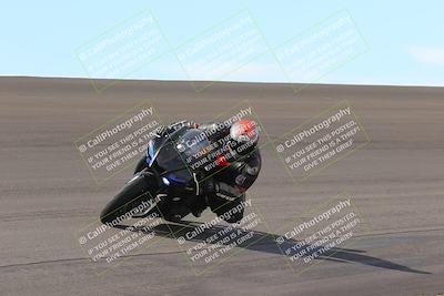 media/Nov-05-2022-SoCal Trackdays (Sat) [[f8d9b725ab]]/Bowl (1145am)/